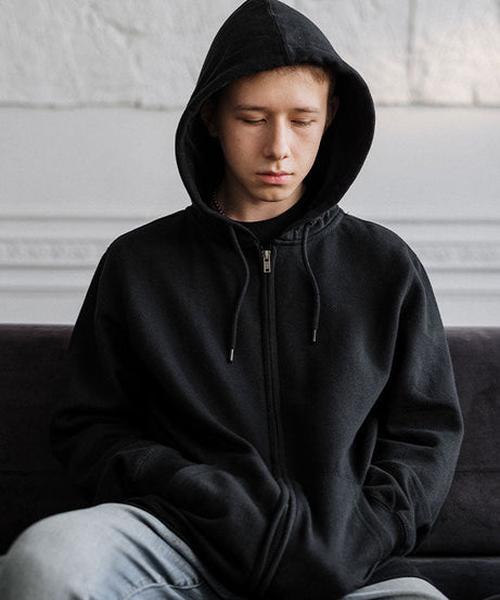 Dense Black Zipper Hoodie 300 GSM - Gizmoz.in